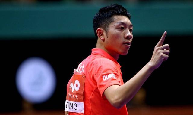 的舞台上 的舞台上